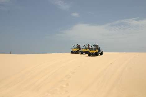 Quad dans les dunes