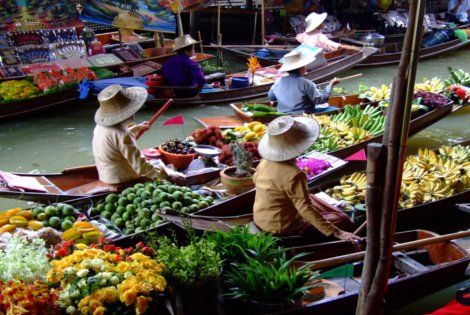 http://static.partirpascher.com/photos/combine-thailande/bangkok/marche_25881_pghd.jpg