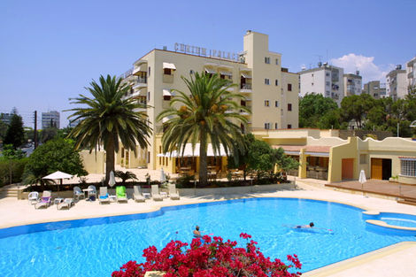 Piscine - Curium Palace