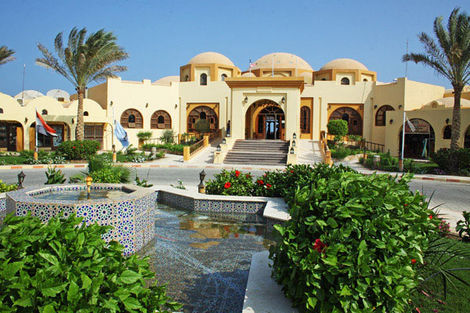 Façade - Marina Beach