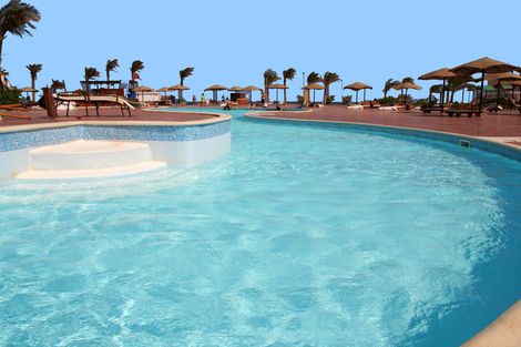 Vue de la piscine - Three Corner Triton Sea Beach Resort