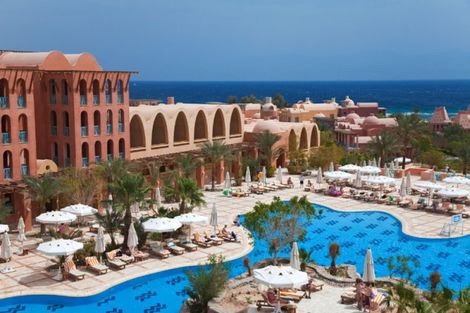 Façade et piscine - Framissima Hyatt Regency