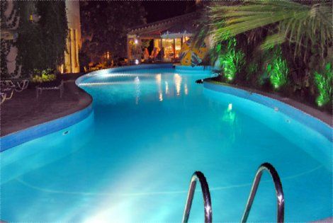 Piscine - Les Kanelli