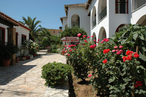 façade - Iliada Beach