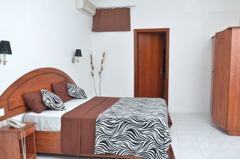 Chambre africaine - Hôtel des 2 Mondes