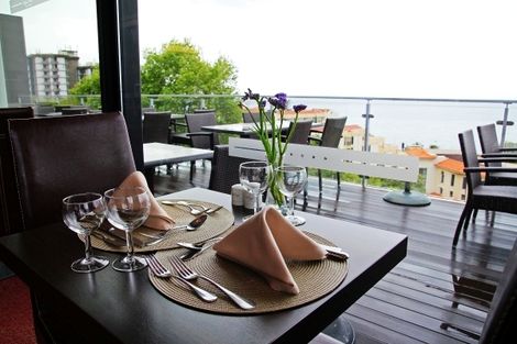 Restaurant - Raga