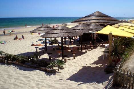 Plage de l'hôtel - Golden Club Cabanas
