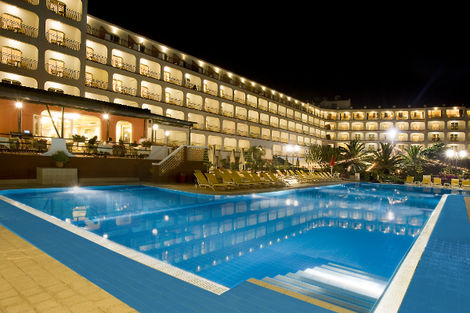 Piscine - Hilton Giardini-Naxos