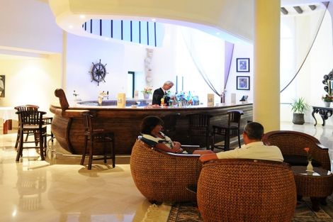Bar - Green Palm Golf & Spa