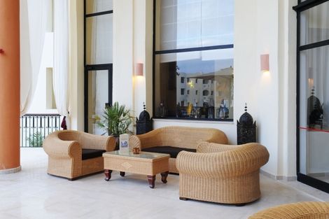 Hall - Green Palm Golf & Spa