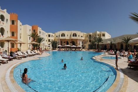 Vue générale piscine - Green Palm Golf & Spa
