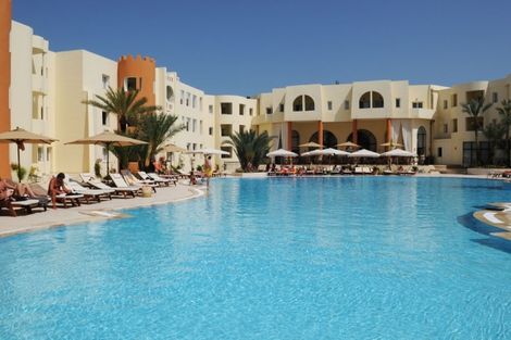 Piscine - Green Palm Golf & Spa