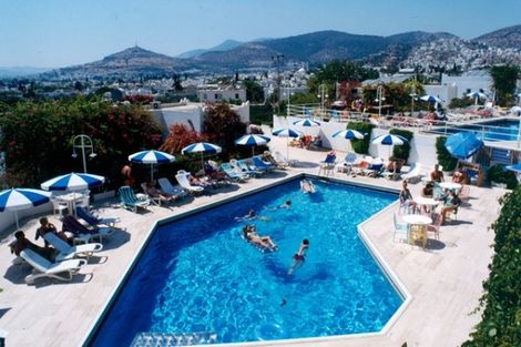 Piscine - Bantur Naz