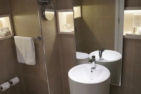 Abu Dhabi : Hôtel Andalus Al Seef Resort