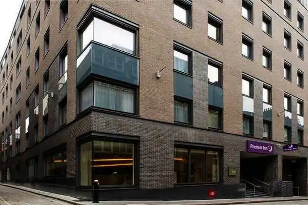 Angleterre : Hôtel Premier Inn London Bank Tower