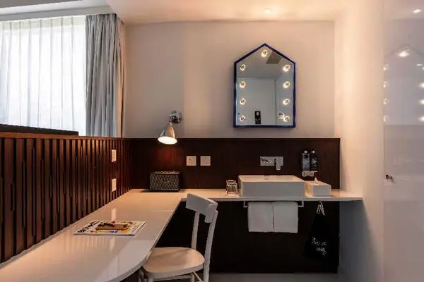 Angleterre : Hôtel Ruby Zoe Hotel London