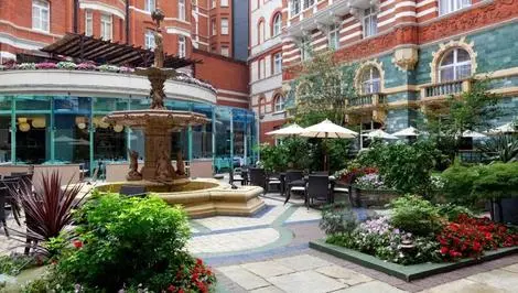 Angleterre : Hôtel St James Court A Taj Hotel