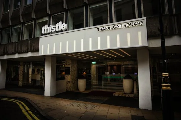 Angleterre : Hôtel Thistle Trafalgar Square