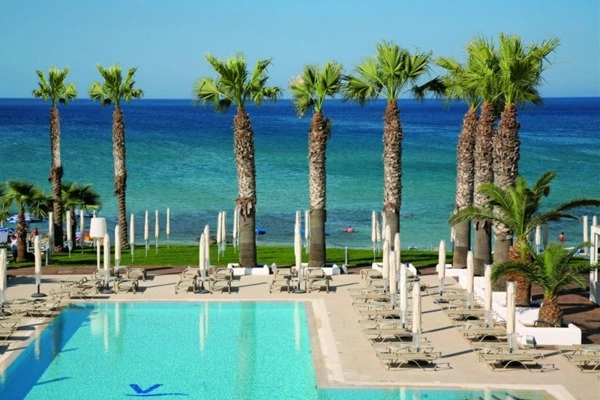 Chypre : Hôtel Vrissiana Beach