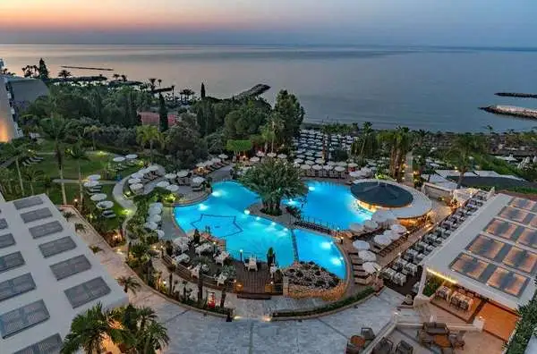 Chypre : Hôtel Mediterranean Beach