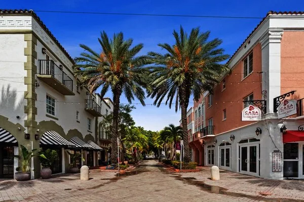 Etats-Unis : Hôtel El Paseo