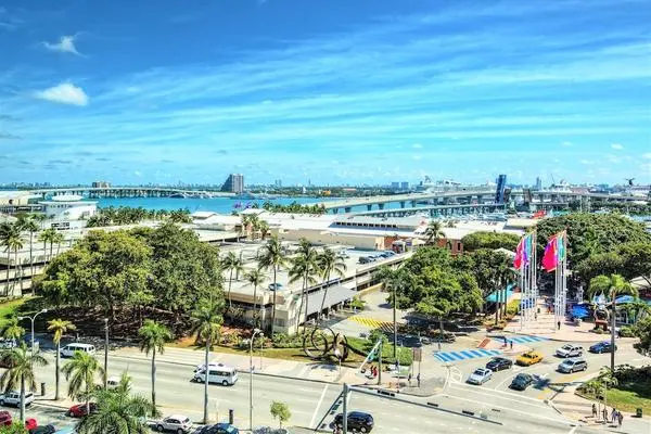 Etats-Unis : Hôtel Holiday Inn Port Of Miami