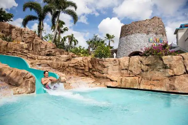 Etats-Unis : Hôtel Universal's Loews Sapphire Falls Resort