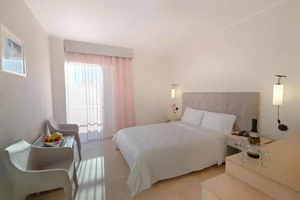 Grece : Hôtel Livadi Nafsika