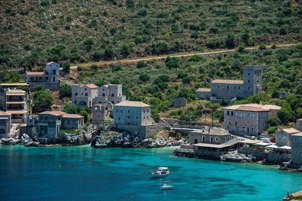 GRECE : Hôtel Limeni Village