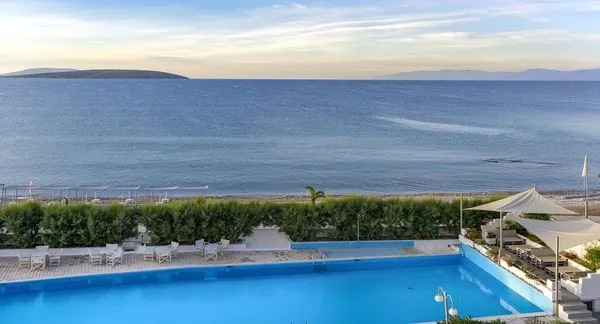 GRECE : Hôtel The Grove Seaside Hotel