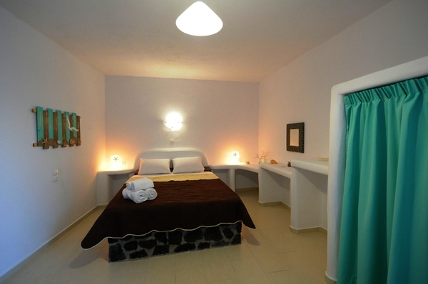 Grece : Hôtel Manias Fira Residences