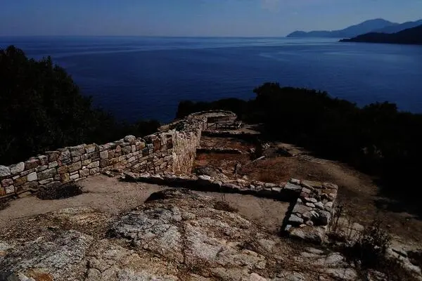 Grece : Hôtel Viraggas