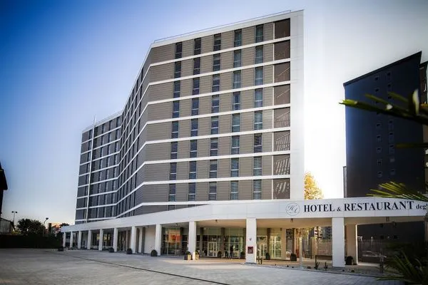 Italie : Hôtel Degli Arcimboldi