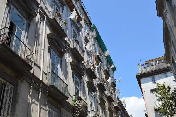Italie : Hôtel Neapolis