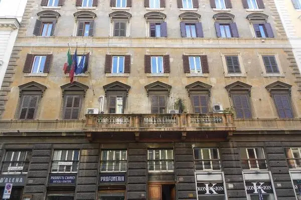 Italie : Hôtel Nakissa Inn