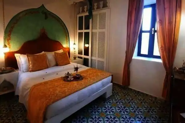 Rhodes : Hôtel Nikos Takis Fashion
