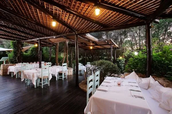 Sardaigne : Hôtel Swadeshi Green Park Hotel