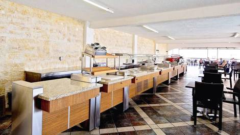 Restaurant buffet