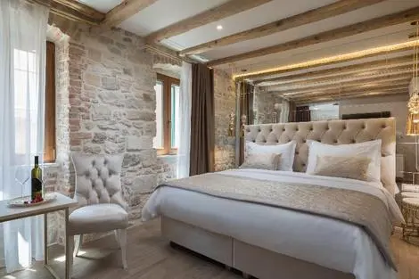 Hôtel Le Premier Rooms split CROATIE