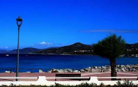 Hôtel Perla Rossa lile_rousse FRANCE