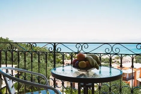 Hôtel Avra Paradise Aparthotel roda GRECE