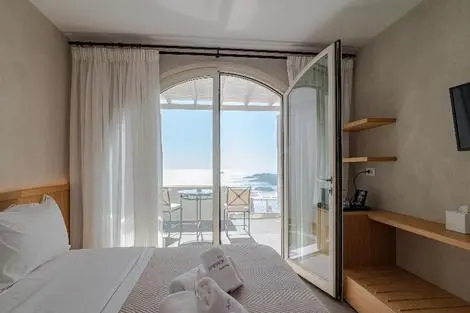 Hôtel Apeiron Blue Santorini santorin GRECE