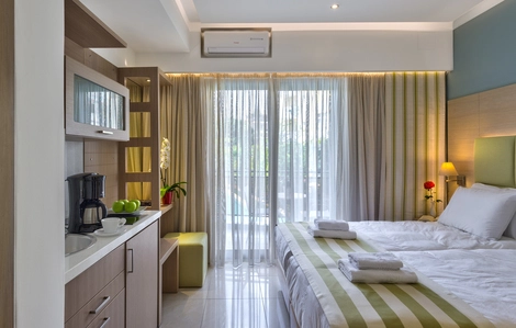 Hôtel Leonidas Hotel & Apartments sfakaki GRECE