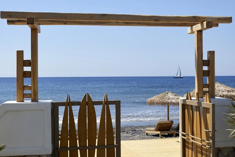 Hôtel Sea Breeze Santorini Beach Resort, Curio Collection By Hilton vlychada GRECE