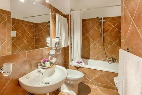 Hôtel Colonna Hotel Du Golf golfo_di_cugnana ITALIE